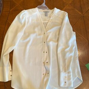 Gorgeous HM cream blouse with gold snap button details sz 12